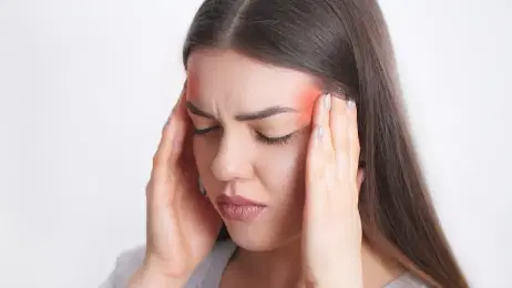 CBD e mal di testa: legame ed effetti