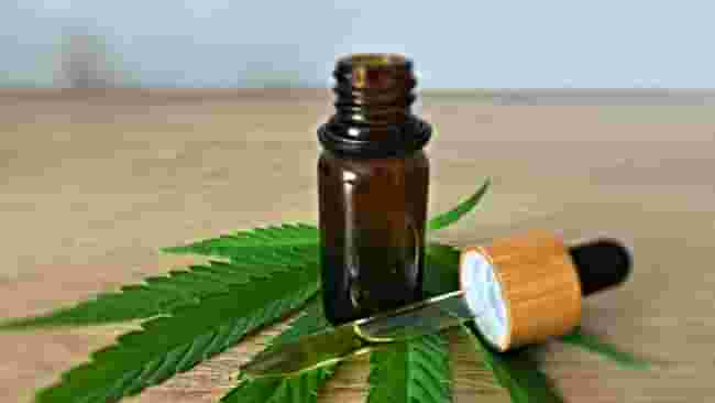 Cos’è il CBD: effetti, proprietà, benefici