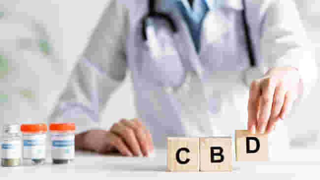 I rischi tra CBD, psicofarmaci e antibiotici