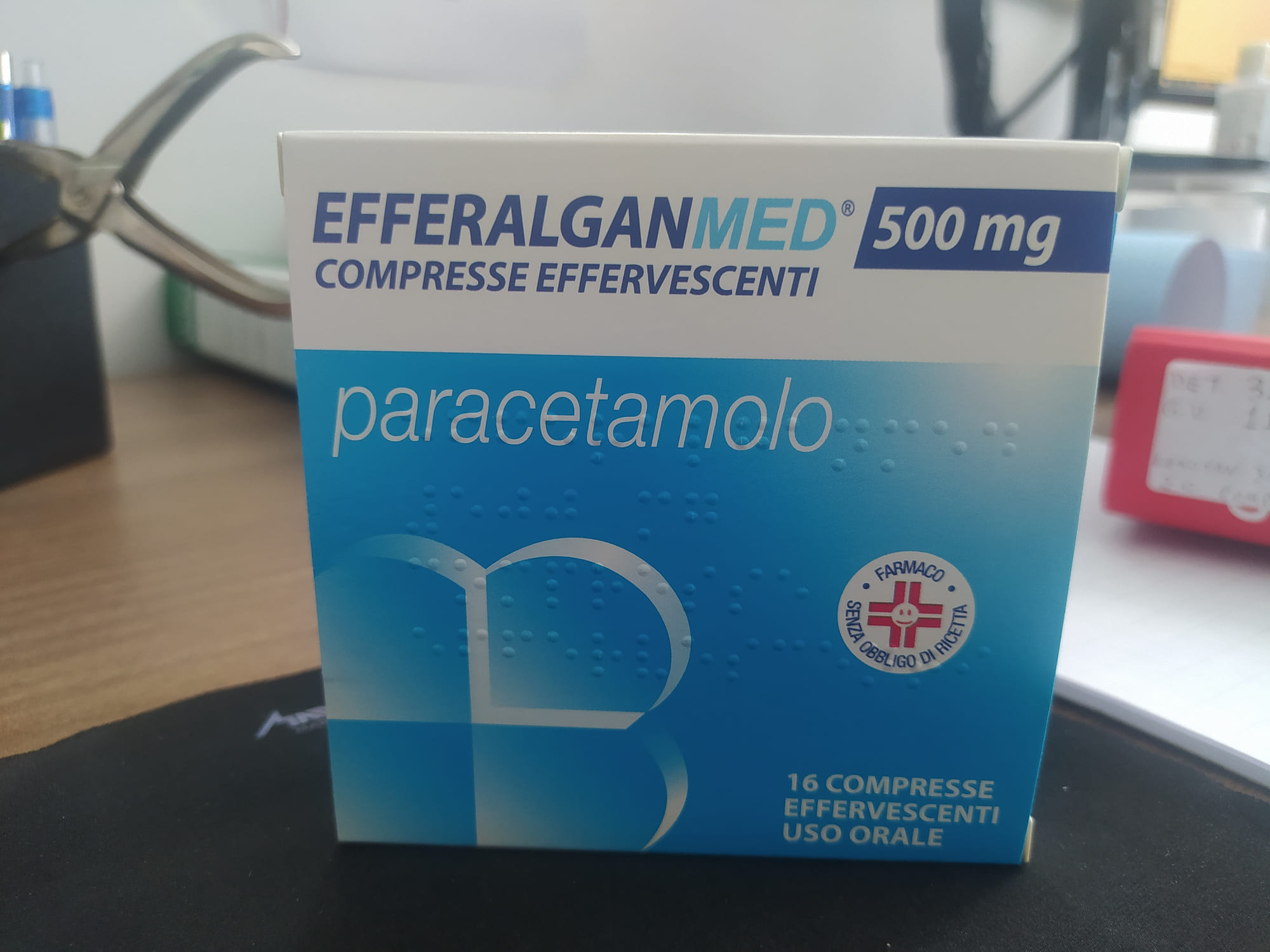 New Pharmashop Efferalganmed 16 Compresse Effervescenti 500 Mg
