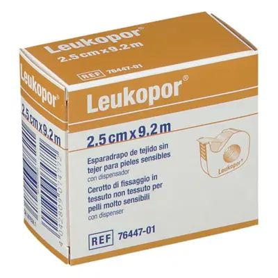 CEROTTO IN ROCCHETTO LEUKOPOR IPOALLERGENICO TESSUTO NON TESSUTO BIANCO 2,5X920 CM CON DISPENSER CEROTTO IN ROCCHETTO LEUKOPOR IPOALLERGENICO TESSUTO NON TESSUTO BIANCO 2,5X920 CM CON DISPENSER