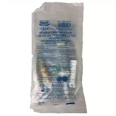 SET STERILE PER INFUSIONE IN MATERIALE ANALLERGICO CON PARA, AGO VENA E ROLLER. CONFEZIONE SINGOLA