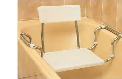 SEDILE ALLUNGABILE PER VASCA IN PLASTICA REGOLABILE SENZA SCHIENALE.TELAIO ACCIAIO CROMATO E PIANO DI SEDUTA IN MOPLEN CON 2 NERVATURE PER FISSARLO AL TELAIO.PORTATA MASSIMA 100KG SEDILE ALLUNGABILE PER VASCA IN PLASTICA REGOLABILE SENZA SCHIENALE.TELAIO ACCIAIO CROMATO E PIANO DI SEDUTA IN MOPLEN CON 2 NERVATURE PER FISSARLO AL TELAIO.PORTATA MASSIMA 100KG