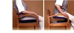 CUSCINO PNEUMATICO UPLIFT PER PERSONE CON RIDOTTA MOBILITA' A CAUSA DI ARTRITI, MORBO DI PARKINSON, DISTROFIA MUSCOLARE E RIABILITAZIONE POST-OPERATORIA CUSCINO PNEUMATICO UPLIFT PER PERSONE CON RIDOTTA MOBILITA' A CAUSA DI ARTRITI, MORBO DI PARKINSON, DISTROFIA MUSCOLARE E RIABILITAZIONE POST-OPERATORIA