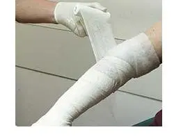 BENDA MEDICATA PRONTOZINK CUMAR IN GARZA IDROFILA CON OSSIDO DI ZINCO 10X500CM BENDA MEDICATA PRONTOZINK CUMAR IN GARZA IDROFILA CON OSSIDO DI ZINCO 10X500CM