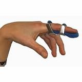 STECCA PER FRATTURA DITA A RANETTA FARMASPLINT MISURA PICCOLA IN ALLUMINIO MODELLABILE CON IMBOTTITURA IN SPUGNA POLIURETANICA ANTIALLERGICA RADIOTRASPARENTE 8 CM 1 PEZZO