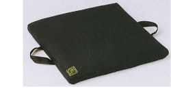 Cuscino antidecubito in materiale viscoelastico compatto