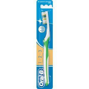 ORALB 1-2-3 MAXIFRESH SPAZZOLINO MEDIO TESTINA 40 MM