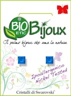 ORECCHINO CARRE' 4MM SAPPHIRE