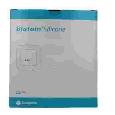 MEDICAZIONE BIATAIN IN SCHIUMA DI POLIURETANO CON BORDO ADESIVO IN SILICONE 7,5X7,5 CM 10 PEZZI