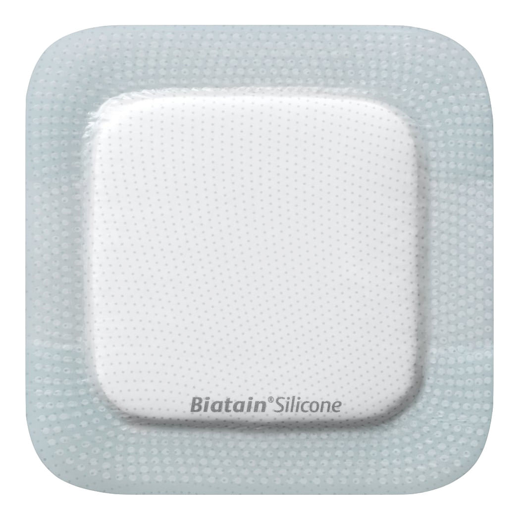 MEDICAZIONE BIATAIN IN SCHIUMA DI POLIURETANO CON BORDO ADESIVO IN SILICONE 12,5X12,5 CM 10 PEZZI