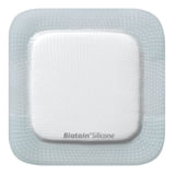 MEDICAZIONE BIATAIN IN SCHIUMA DI POLIURETANO CON BORDO ADESIVO IN SILICONE 12,5X12,5 CM 10 PEZZI