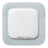 MEDICAZIONE BIATAIN IN SCHIUMA DI POLIURETANO CON BORDO ADESIVO IN SILICONE 15X15 CM 5 PEZZI