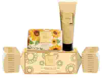 ORO COFANETTO CARAMELLA BIO SAPONETTA & BIO CREMA MANI CON OLIO DI OLIVA BIO