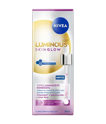 NIVEA Glow Routine Cofanetto regalo donna, Set regalo donna con Luminous630 Skin Glow Siero Viso Luminosità Immediata 30 ml, Labello Burrocacao Labbra Glowy Lips 10 ml e travel bag omaggio inclusa NIVEA Glow Routine Cofanetto regalo donna, Set regalo donna con Luminous630 Skin Glow Siero Viso Luminosità Immediata 30 ml, Labello Burrocacao Labbra Glowy Lips 10 ml e travel bag omaggio inclusa
