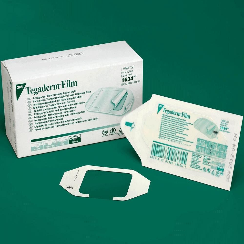 Medicazione Tegaderm Film 4,4 X4,4 Cm