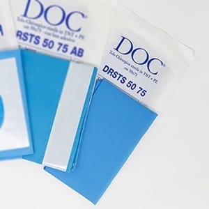 TELINO CHIRURGICO IMPERMEABILE IN ACCOPPIATO TESSUTO NON TESSUTO + POLIETILENE 75 X 90 FORO 6 X 9 60 PEZZI