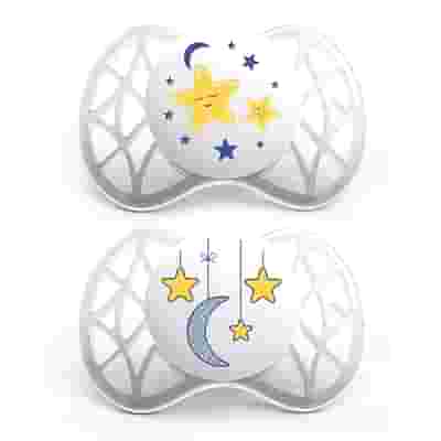 NUVITA SUCCHIETTO CHE SI ILLUMINA AL BUIO TETTARELLA ORTODONTICA 0 MESI+