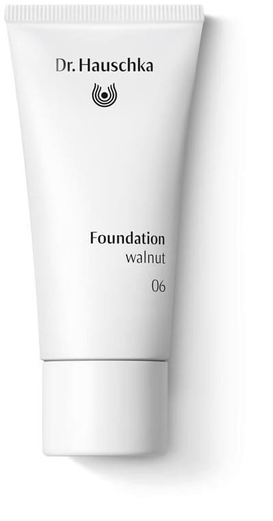 DR HAUSCHKA MALLOW FOUNDATION 06 WALNUT 30 ML