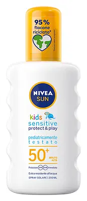 NIVEA SUN KIDS SENSITIVE PROTECT & PLAY SPRAY FP50+ 200 ML NIVEA SUN KIDS SENSITIVE PROTECT & PLAY SPRAY FP50+ 200 ML