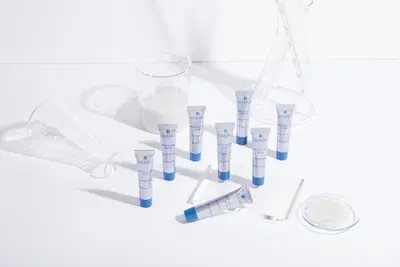 MIAMO LONGEVITY PLUS RENEWAL PEEL SERUM 8 TUBI 5 ML MIAMO LONGEVITY PLUS RENEWAL PEEL SERUM 8 TUBI 5 ML