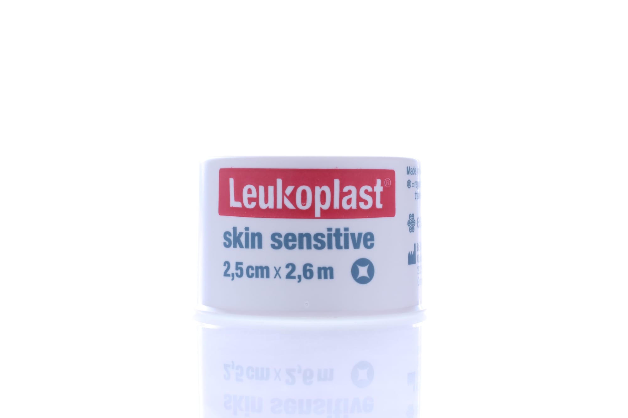 Leukoplast Skin Sensitive Cerotto Su Rocchetto Con Massa Adesiva In Silicone M2,6 X 2,5 Cm 1 Pezzo