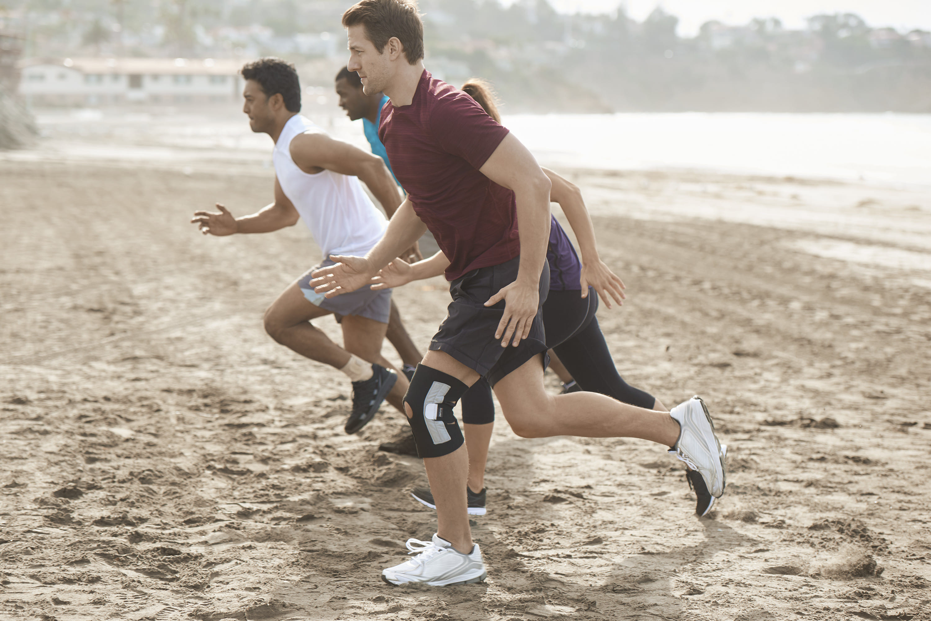 STABILIZZATORE REGOLABILE PER GINOCCHIO FUTURO SPORT