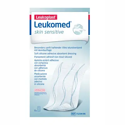 MEDICAZIONE IN TNT ADESIVO LEUKOMED SKIN SENSITIVE STERILE 8X15 CM 5 PEZZI MEDICAZIONE IN TNT ADESIVO LEUKOMED SKIN SENSITIVE STERILE 8X15 CM 5 PEZZI