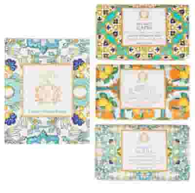 CASA AMALFI GREEN MAIOLICA SAPONE BOX 1 TAKE ME TO CAPRI 150 G + 1 SUMMER IN SORRENTO 150 G + 1 ACQUA DI ISCHIA 150 G