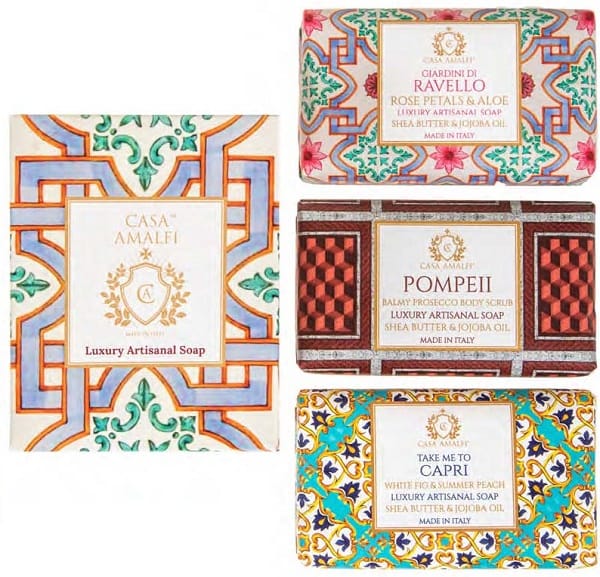 CASA AMALFI PINK MAIOLICA SAPONE BOX 1 GIARDINI DI RAVELLO 150 G + 1 TAKE ME TO CAPRI 150 G + 1 POMPEII SCRUB CORPO BALMY 150 G