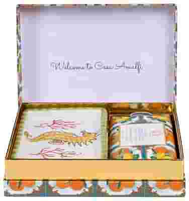 CASA AMALFI SUMMER IN SORRENTO CONFEZIONE REGALO 1 SAPONE SUMMER IN SORRENTO 150 G + 1 PIATTO SAPONE CERAMICA