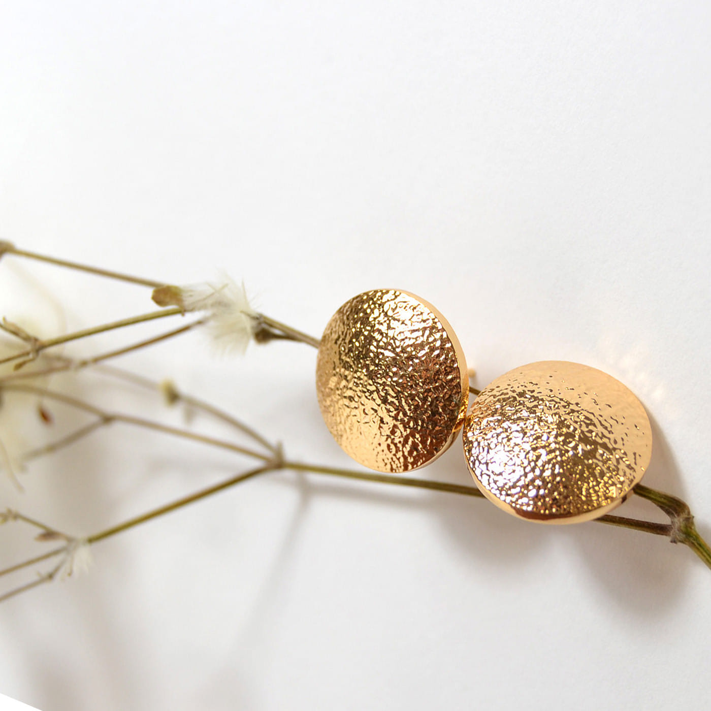 FARMA BIJOUX ORECCHINI BOTTONE GOLD SATIN