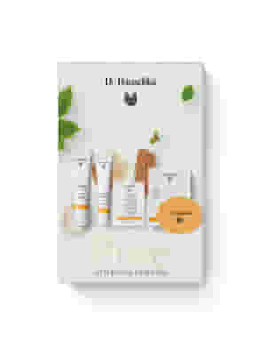 DR HAUSCHKA PURE DETERSIONE PROFONDA 2026 1 LATTE DETERGENTE 30 ML + 1 CREMA DETERGENTE 20 ML + 1 MASCHERA PURIFICANTE 10 G + 1 SPUGNETTA VISO
